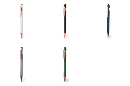 Caneta preta em alumínio com acabamento mate e detalhes acobreados, gravação laser “Vtote” e ponteiro preto na parte superior, fotografada em estúdio com fundo neutro.